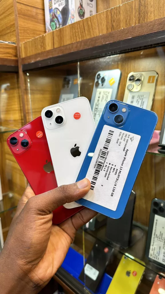 iPhone 13 simple quasi neuf