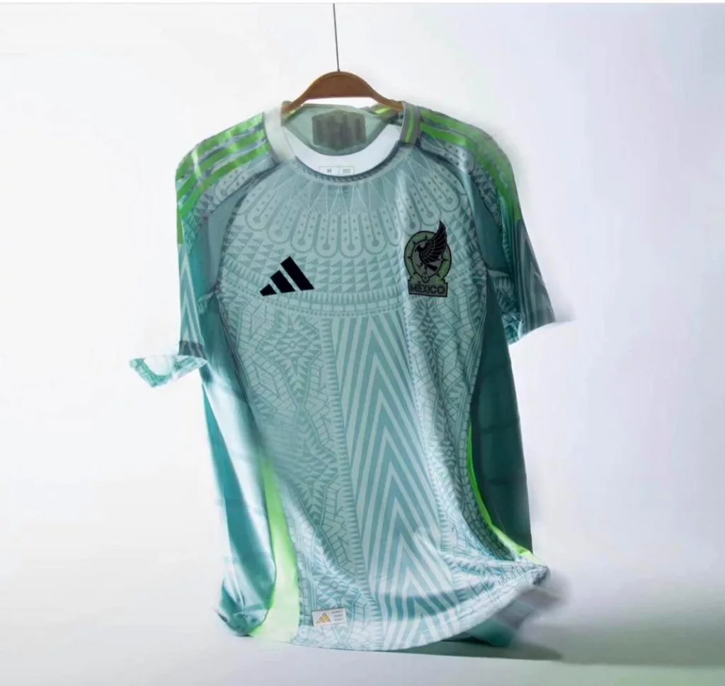 Maillot de bonne qualite 🛍️