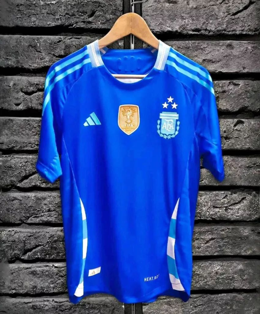 Maillot de bonne qualite 🛍️